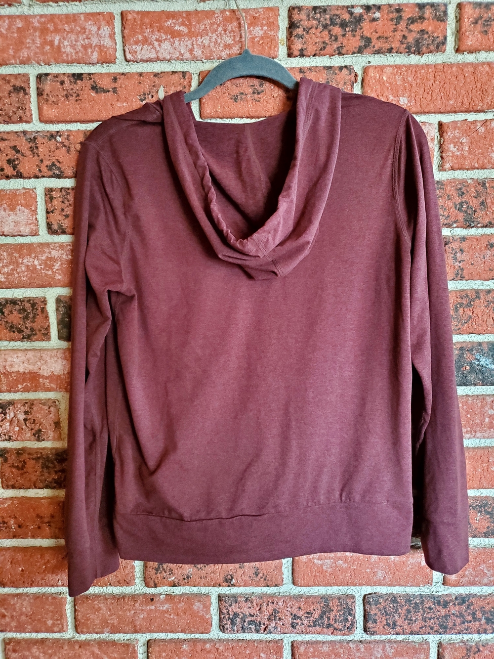 Vuori Halo Performance 2.0 Full Zip Ruby Heather Jacket Size Medium - Picture 4 of 6